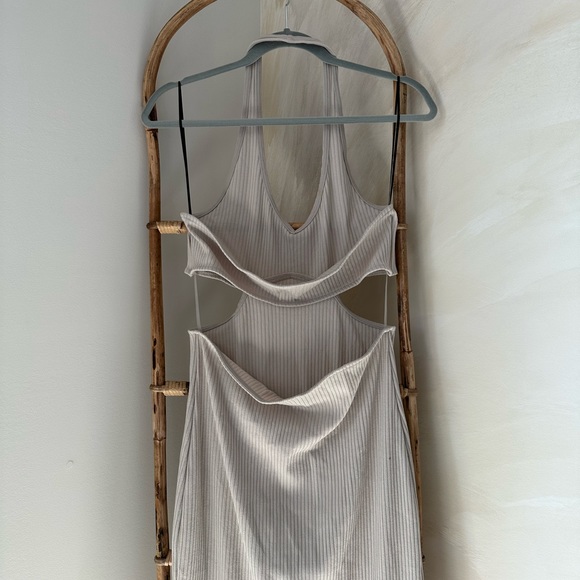 H&M Ribbed Halter Dress - Picture 2 of 3